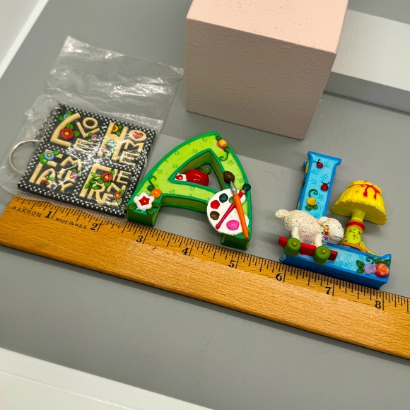 Two EUC 1999 Vintage Mary Engelbreit Resin Letters - A & L plus a new keychain! - Picture 7 of 7